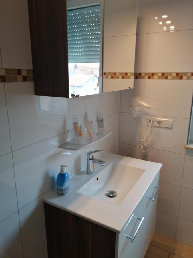 Hotel-Restaurant Zum Baeumle Süßen Extérieur photo