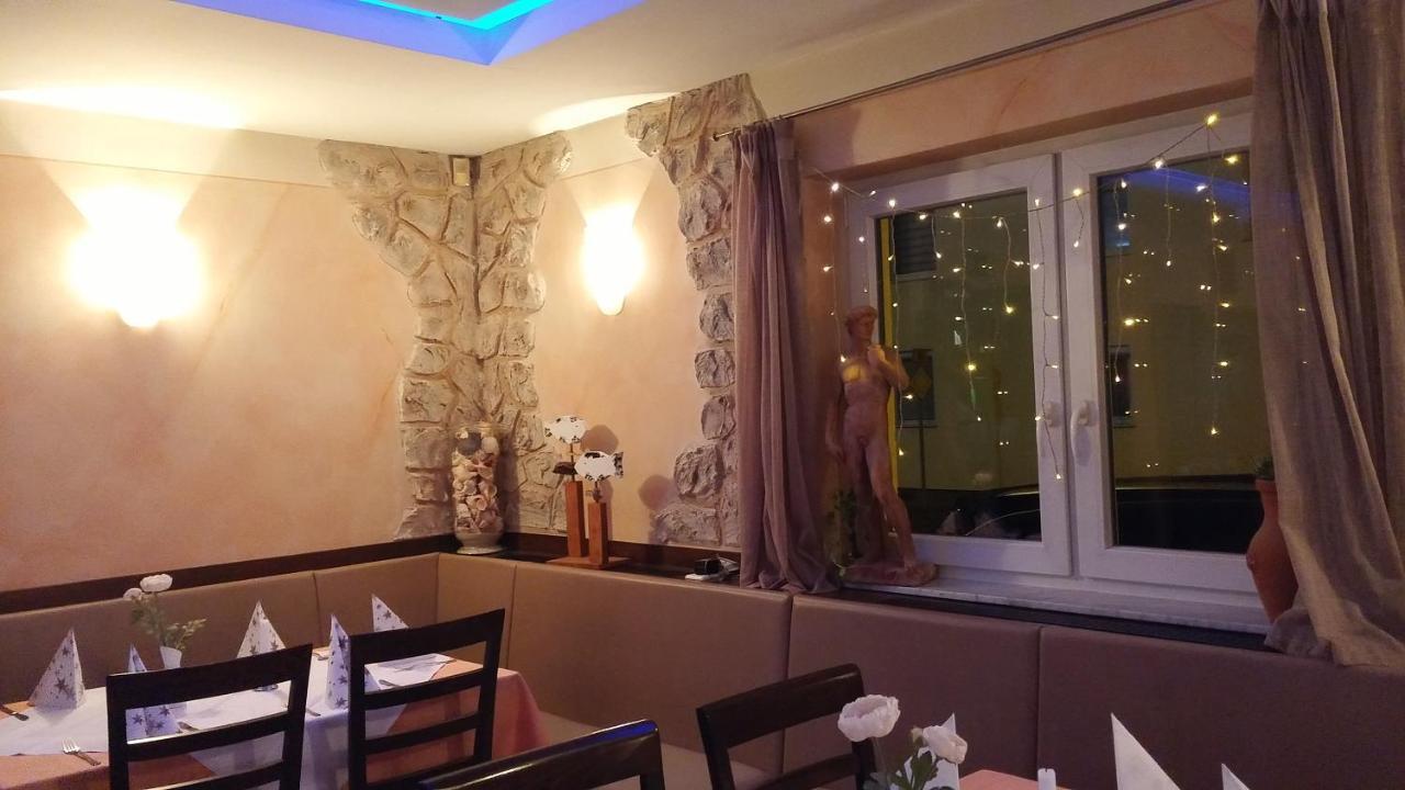 Hotel-Restaurant Zum Baeumle Süßen Extérieur photo