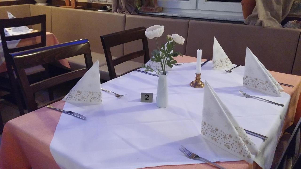 Hotel-Restaurant Zum Baeumle Süßen Extérieur photo